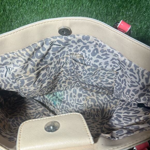 Guess Cream Pink Tote Bag Medium Size - Picture 5 of 5